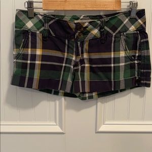 Moving sale! Plaid Hollister shorts
